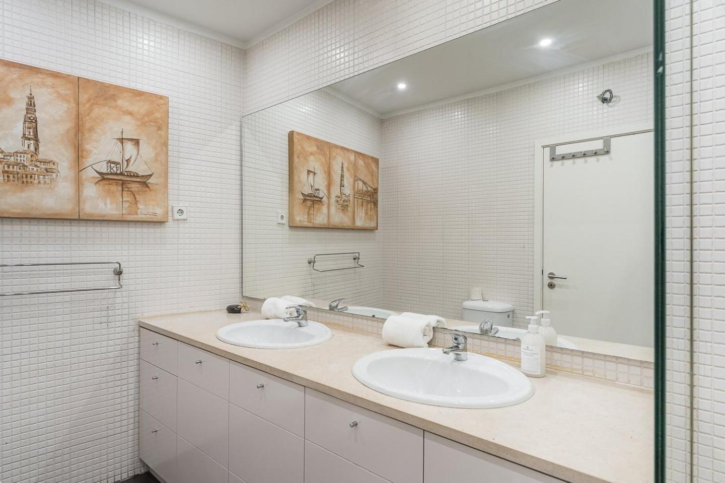 Guestready - Fantastic Apt Overlooking Douro River بورتو المظهر الخارجي الصورة